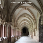 2532 - Heiligenkreuz, Kreuzgang