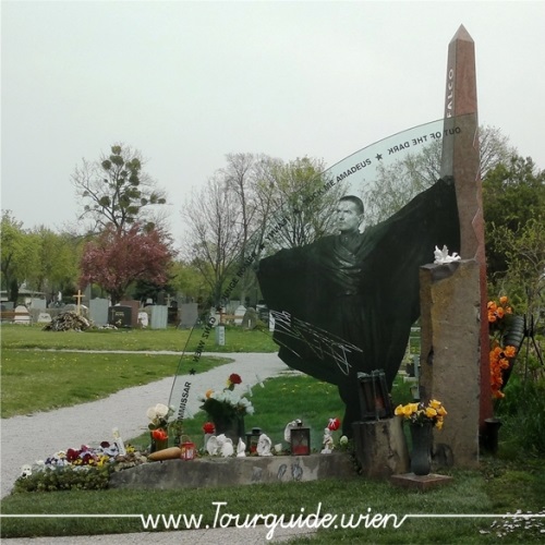 1110 - Zentralfriedhof, Falco